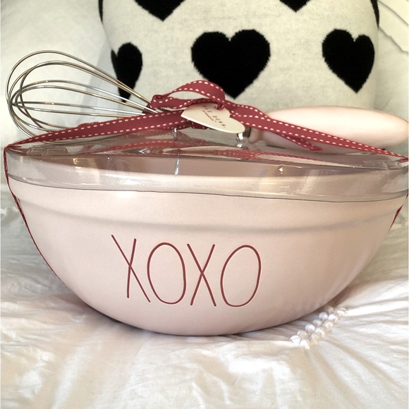 Rae Dunn Other - Rae Dunn Blush Pink Mixing bowl with whisk
